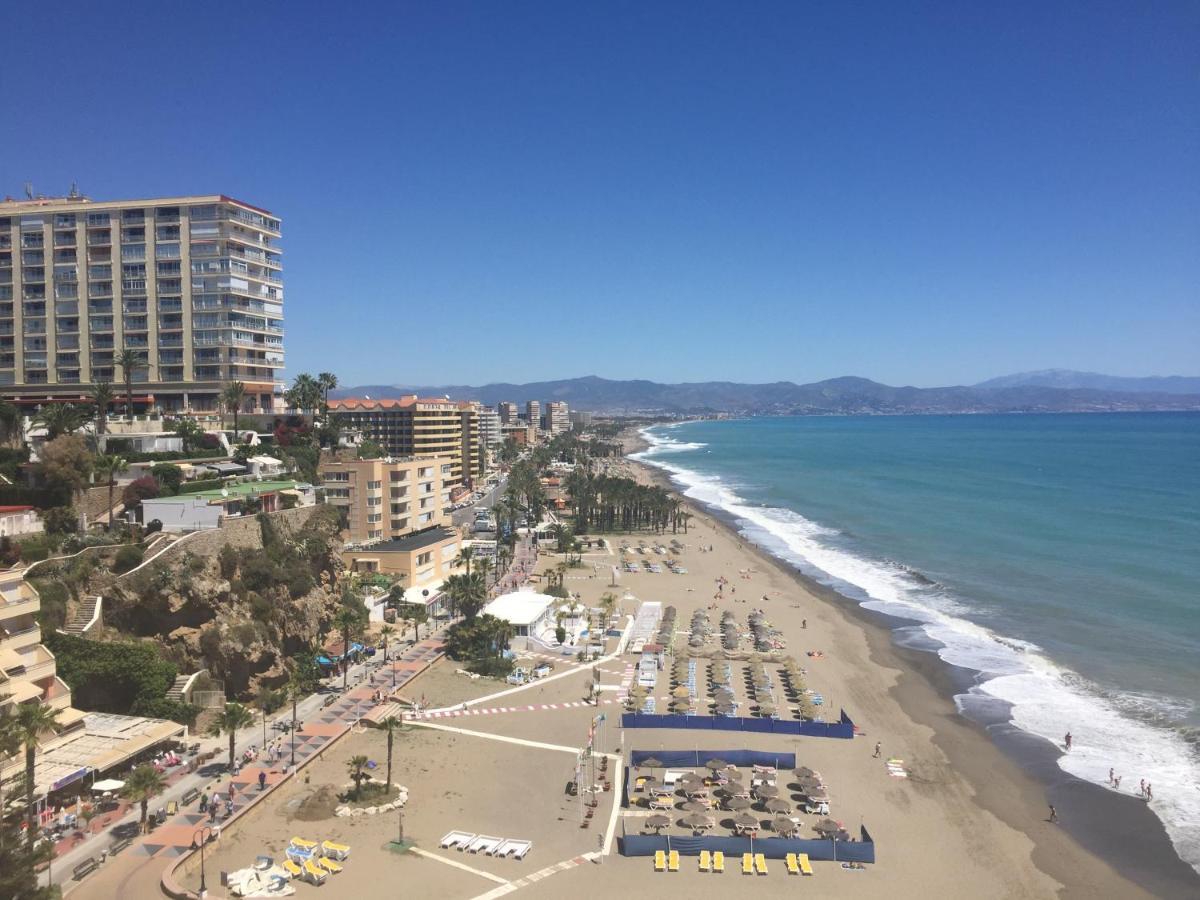 トレモリノスPrecioso Atico Con Terraza En Plaza De Andaluciaアパートメント エクステリア 写真